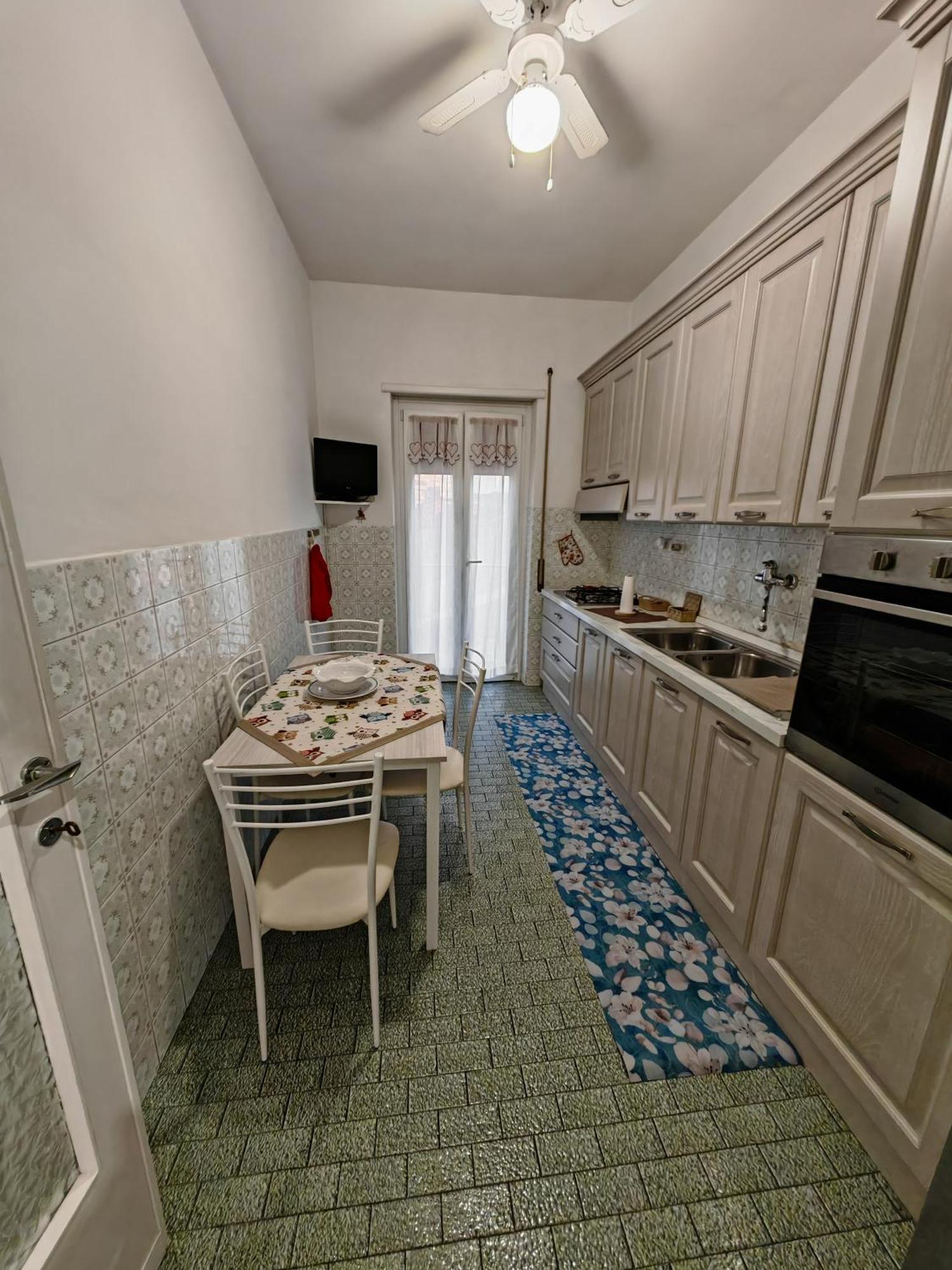 Madi House Ciampino Lägenhet Exteriör bild